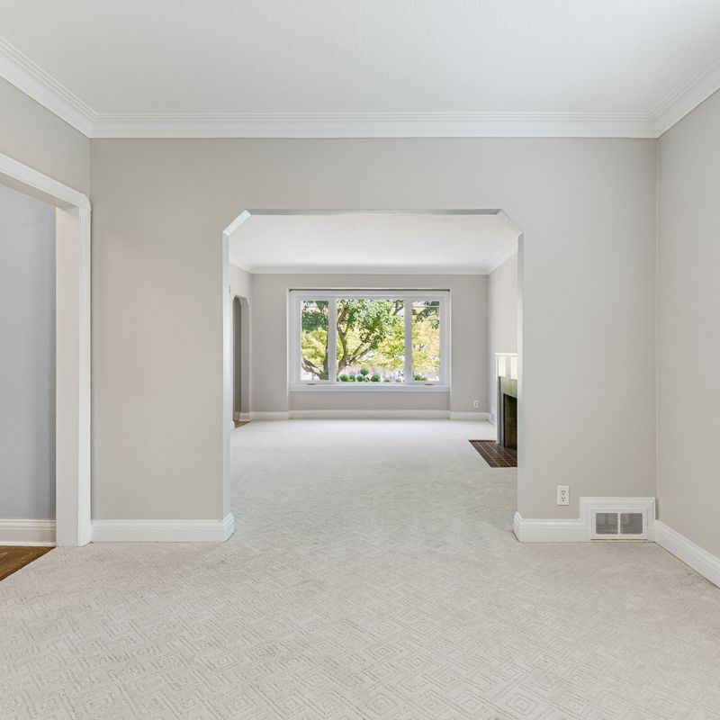 70 Jopling Ave N - Photo 1