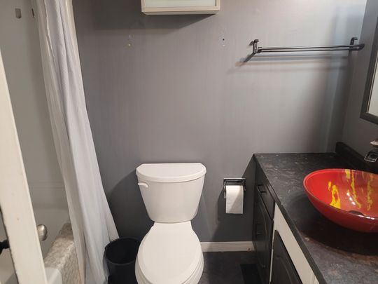 For Lease - 8087 Aintree Drive, Niagara Falls, Ontario - Photo 1