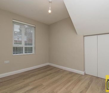 25 Edenvale Crescent, Belfast, BT4 2BH - Photo 4