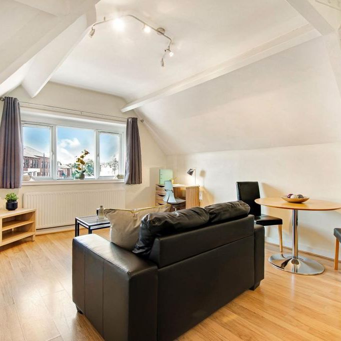 1 bedroom flat to rent - Photo 1