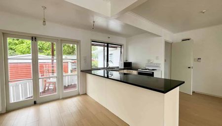 Reonvated in Mangere! - Photo 5