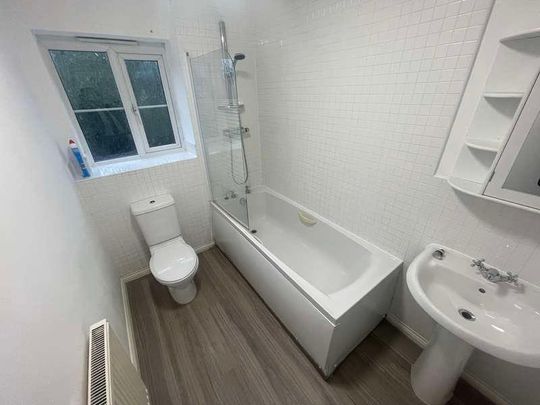 Falconside Drive, Spondon, DE21 - Photo 1