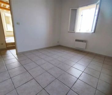 Location appartement 2 pièces - 38m² à Robion (84440) - Photo 1