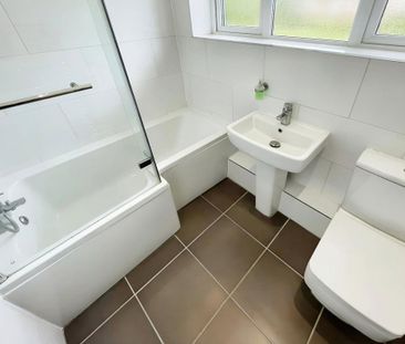 3 bedroom bungalow to rent - Photo 4