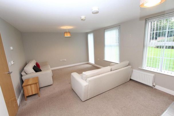 20 Old Church Square, Dundonald, Belfast, BT16 2FD - Photo 1