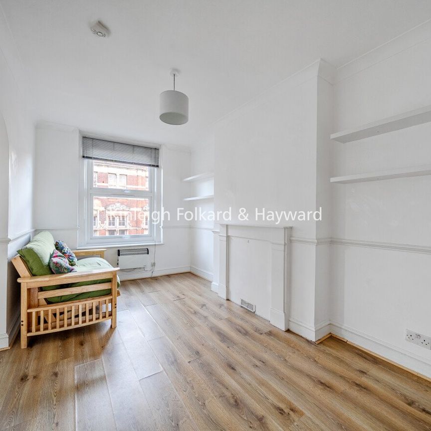 Topsfield Parade, Tottenham Lane, London, N8 - Photo 1