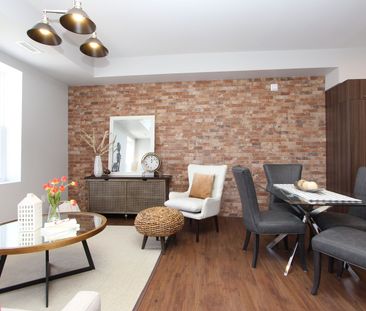 For Lease - 14 1/2 King Street Unit# 207, Oshawa, Ontario - Photo 6