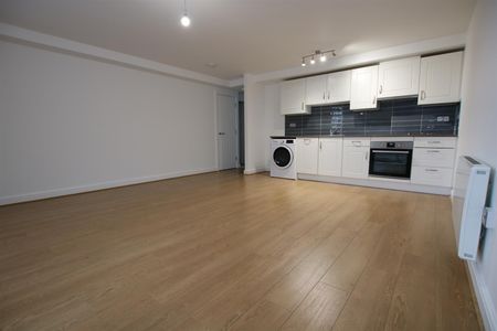 2 bed Flat for let - Photo 5