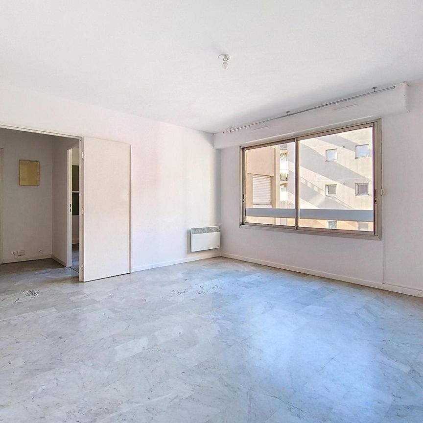 Location Appartement 2 pièces 53m² PERPIGNAN 66000 - Photo 1
