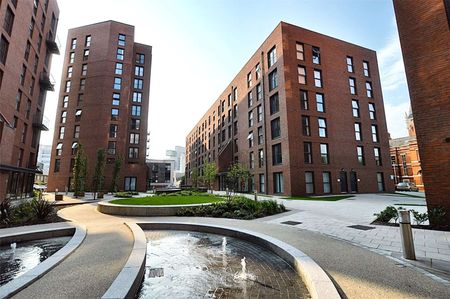 AVAILABLE JUNE! | Allocated Parking | Fully Furnished | Two Double Bedrooms | Two Bathrooms | 24 Hour Concierge & Communal Gardens - Photo 3