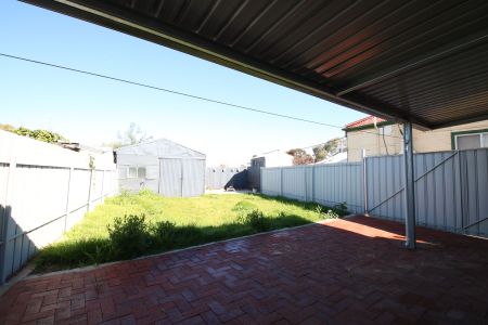 181 Harvy Street - Photo 5