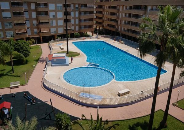 Apartamento de alquiler en Avenida Miguel Hernández, 10, Centro Urbano