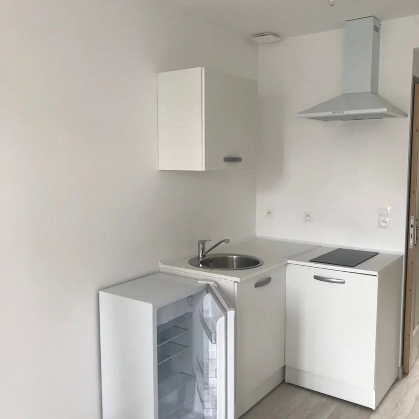 Location Appartement 2 pièces 19m² BOULOGNE SUR MER 62200 - Photo 1