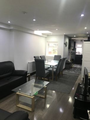 225 DAWLISH ROAD - Photo 1