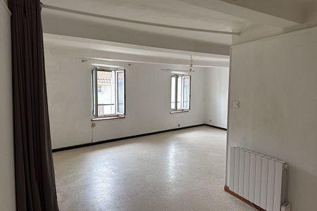 CUERS - Centre -ville- Appartement T2 de 43 m² - Photo 5