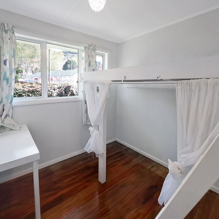 Upper Hutt Living - Photo 1