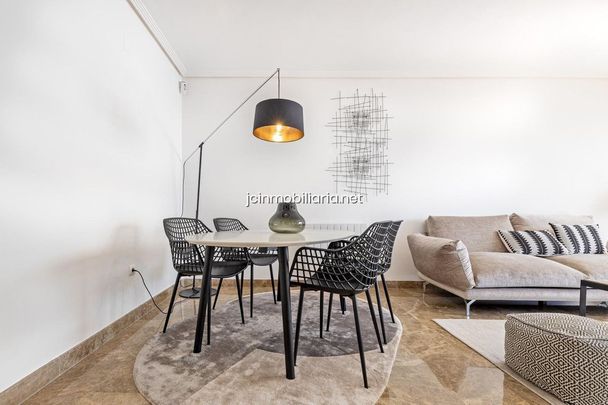 Apartamento en Estepona, Estepona, alquiler - Photo 1