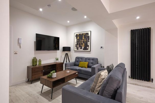 2 bedroom flat to rent - Photo 1