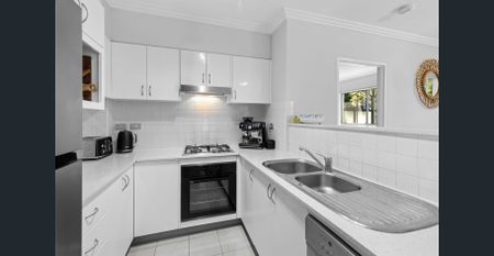 Fresh, Bright & Effortlessly Convenient - Photo 5