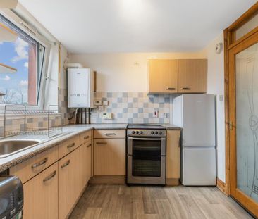 2 bedroom flat to rent - Photo 6