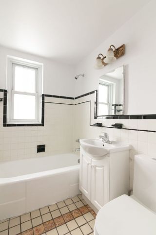 10 Rosemount Avenue - Photo 4