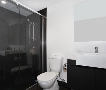 Fully Furnished Unit in the heart of Birtinya - Photo 5