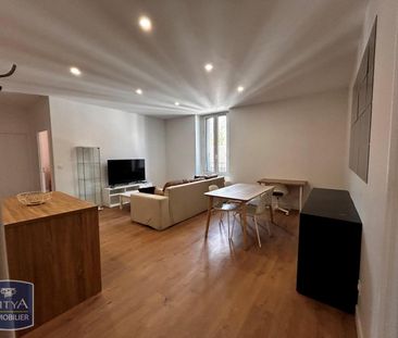 Location Appartement 3 pièces 70m² LE CHAMBON FEUGEROLLES 42500 - Photo 3