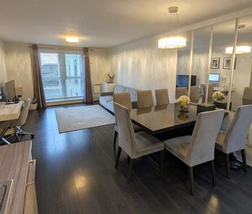 2 bedroom flat to rent - Photo 2