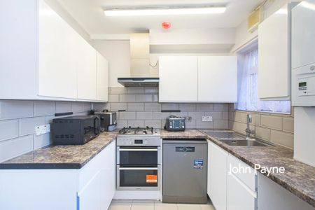 3 bedroom terraced house to rent - Photo 3