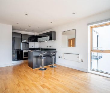 1 bedroom flat to rent - Photo 4