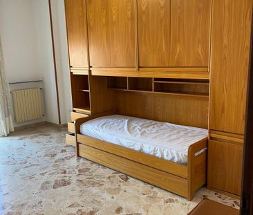 INTERO APPARTAMENTO O CAMERE PER STUDENTESSE - Photo 6
