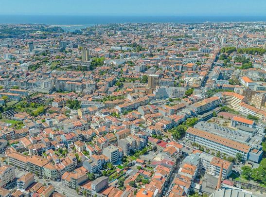 Bonfim, Porto District - Photo 1