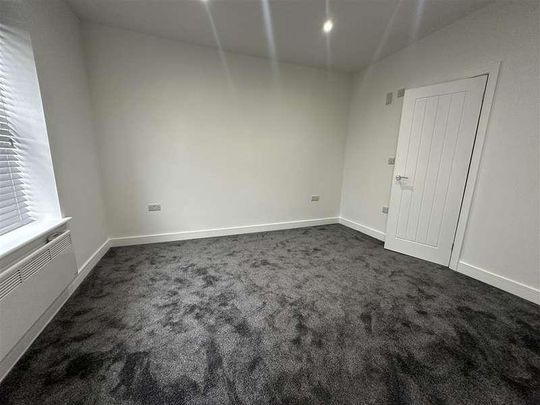 Shirley Road, Southampton, SO15 - Photo 1