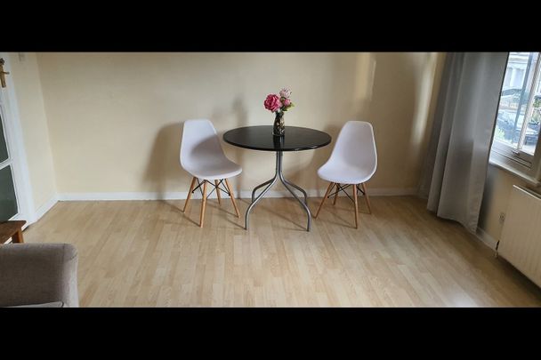 Room in a Shared Flat, London, SE8 - Photo 1