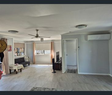 87 Booth Avenue, Boyne Island, Qld 4680 - Photo 4