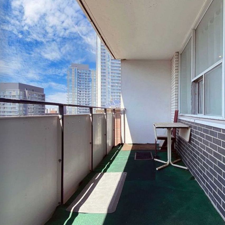 For Lease - 20 Forest Manor Road Unit# 1112, Toronto, Ontario - Photo 1