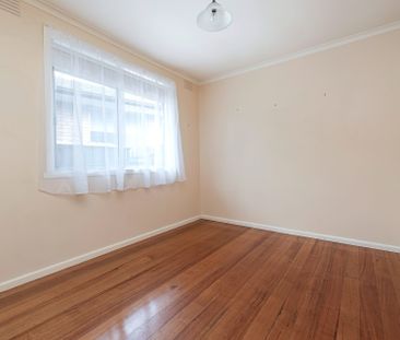Stylish & Modern 2-Bedroom Unit in Prime Location - Photo 4