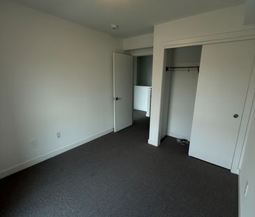 For Lease - 5 Romilly Avenue, Brampton, Ontario - Photo 4