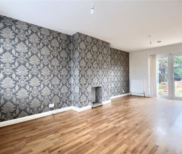 2 bedroom bungalow to rent - Photo 2