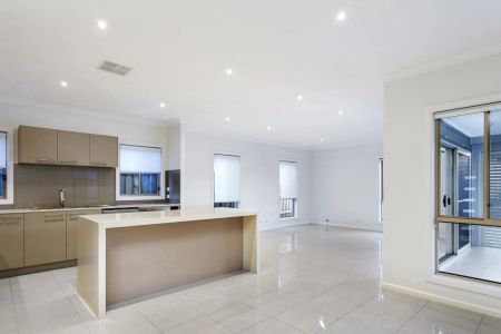 Modern Home in the heart of North Kellyville - Photo 2