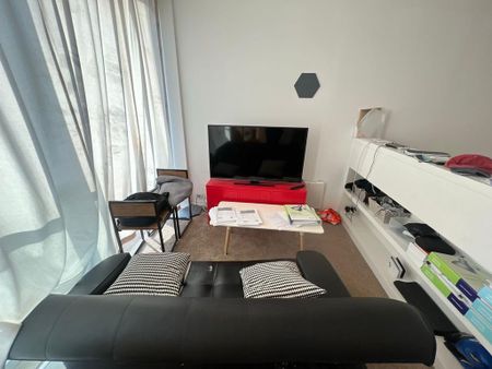 Studio to rent - Photo 2