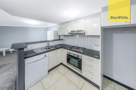 WALK TO PARRAMATTA STATION - Photo 4