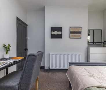 4 bedroom terraced house to rent - Photo 6