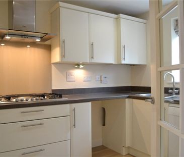 Attractive town house in the sought after Racecourse development wi... - Photo 6