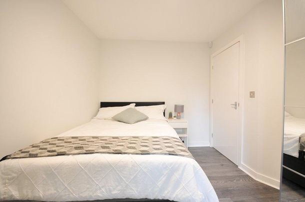 4 bedroom house to rent - Photo 1