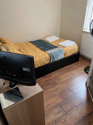 4 Bed Terraced House, City Centre, CV2 - Photo 3