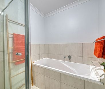 MODERN, LIGHT FILLED & CONVENIENT - Photo 6