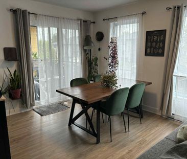 Appartement 5 1/2 - Internet INCLUS - Photo 1