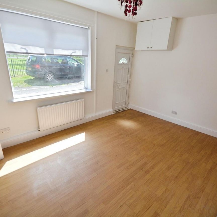 3 bedroom House To Let - Photo 1