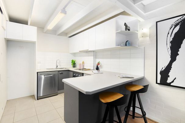 2/20 Johnstone Street, Malvern VIC 3144 - Apartment For Rent | Domain - Photo 1